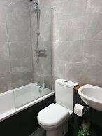 Lovely 4 bed House Sleeping 8 Near Ashbourne