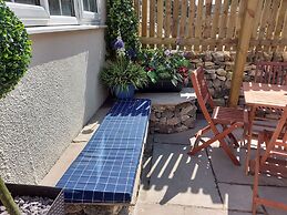 Lovely 4 bed House Sleeping 8 Near Ashbourne