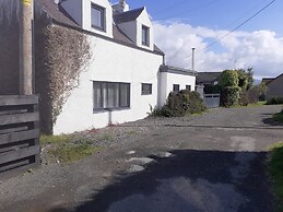 Ochil Cottage In Bannockburn, Close to Stirling