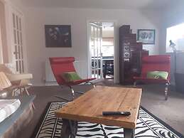 Ochil Cottage In Bannockburn, Close to Stirling