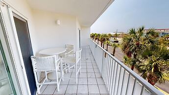 Seacrest 314 is a 2 BR Gulf Side on Okaloosa Island by RedAwning