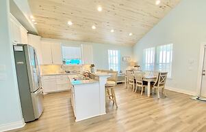 At Long Last 3 Bedroom Home by RedAwning