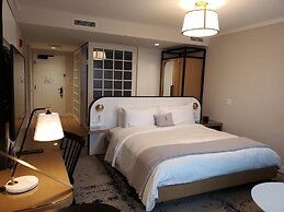 The Brenton Hotel
