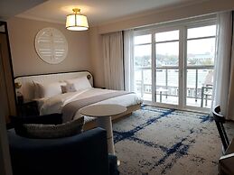 The Brenton Hotel
