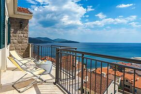 Lustica Bay Marina