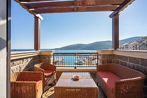Lustica Bay Marina