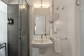 Antiguo Brondo Selfcheck-in Smart Rooms