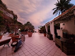 Villa Bina Sea Hotel