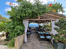 Villa Bina Sea Hotel