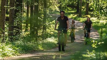 Olo Center by Kolovesi National Park