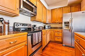 Huge 4-BR 4-BTH Steps to FQ by Hosteeva