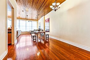 Huge 4-BR 4-BTH Steps to FQ by Hosteeva