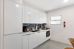 Roami at 250 Collins