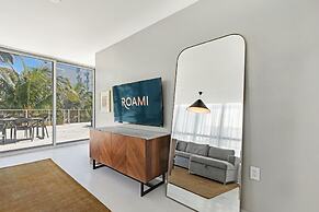 Roami at 250 Collins