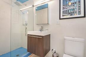 Roami at 250 Collins