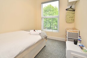 Townhouse @ 178 Ruskin Road Crewe