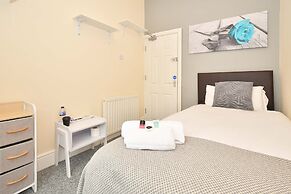 Townhouse @ 178 Ruskin Road Crewe