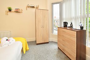 Townhouse @ 178 Ruskin Road Crewe