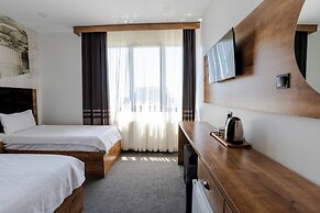 Acar Airport Hotel