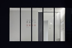 9h nine hours Hakata station