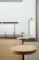 9h nine hours Hakata station