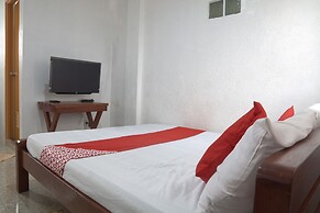 Myrna's Pension House