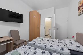 Little Flower in City Center