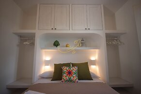 TD Dimora del Giglio with Organic Garden with Pool