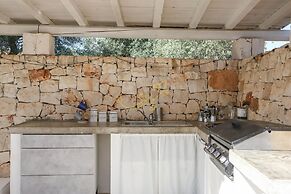 TD Dimora del Giglio with Organic Garden with Pool