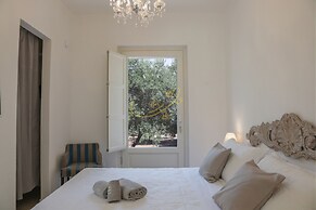 TD Dimora del Giglio with Organic Garden with Pool