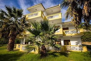 Koviou Holiday Village