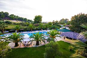 Koviou Holiday Village