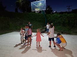 Koviou Holiday Village