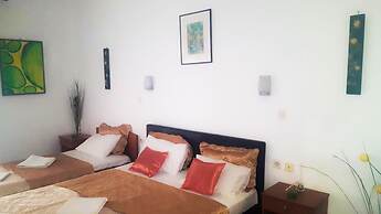 Koviou Holiday Village