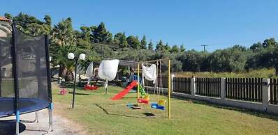 Koviou Holiday Village