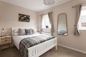 Fewster Way Townhouse