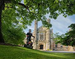 Fewster Way Townhouse