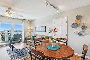 Seacrest 715AB is a 3 BR on the Gulf side of Okaloosa Island by RedAwn