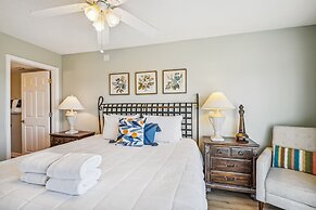 Seacrest 715AB is a 3 BR on the Gulf side of Okaloosa Island by RedAwn