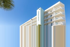 Seacrest 407 is a 2 BR Gulf front on Okaloosa Island by RedAwning