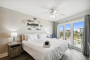 Seacrest 407 is a 2 BR Gulf front on Okaloosa Island by RedAwning