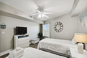 Seacrest 407 is a 2 BR Gulf front on Okaloosa Island by RedAwning