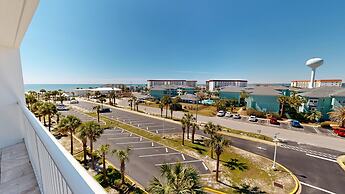 Seacrest 514 is a 2 BR Gulfside on Okaloosa Island by RedAwning