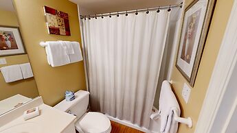 Seacrest 514 is a 2 BR Gulfside on Okaloosa Island by RedAwning