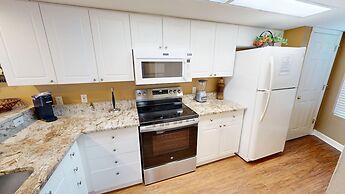 Seacrest 514 is a 2 BR Gulfside on Okaloosa Island by RedAwning