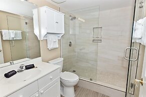 Seacrest 604 is a 2 BR Gulf Front on Okaloosa Island by RedAwning