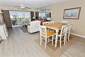 Seacrest 604 is a 2 BR Gulf Front on Okaloosa Island by RedAwning