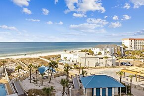 Seacrest 604 is a 2 BR Gulf Front on Okaloosa Island by RedAwning
