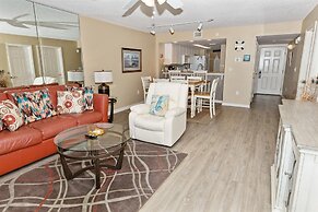 Seacrest 604 is a 2 BR Gulf Front on Okaloosa Island by RedAwning