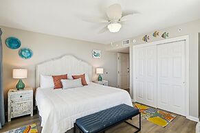 Seacrest 501AB is a Gulf Front 3 BR on Okaloosa Island by RedAwning